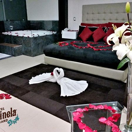 Hotel Centinela Grand Арандас Экстерьер фото