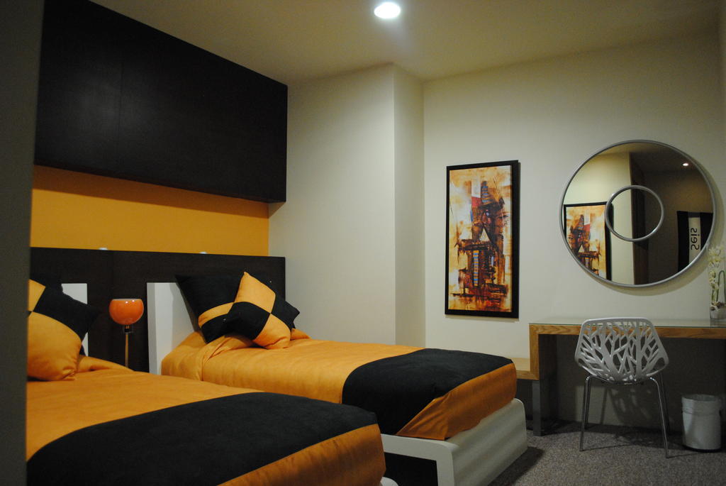 Hotel Centinela Grand Арандас Номер фото