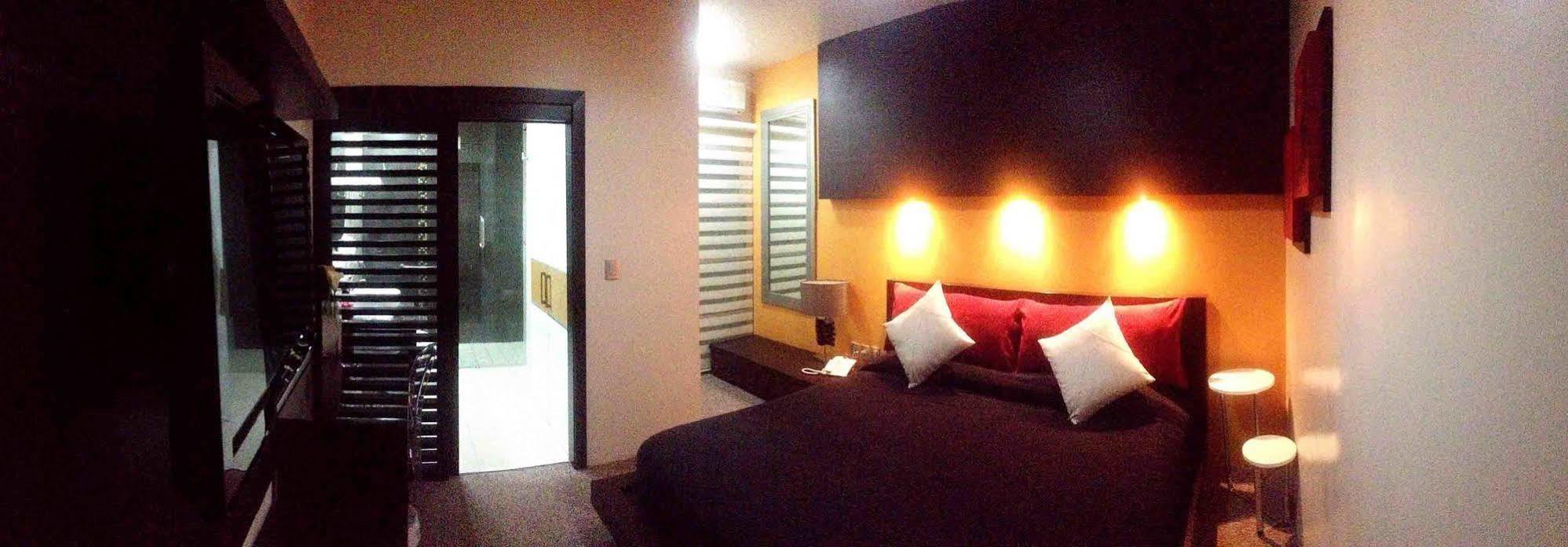 Hotel Centinela Grand Арандас Экстерьер фото